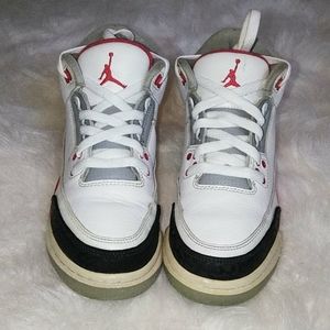Jordan 3 retro fire red(2013)